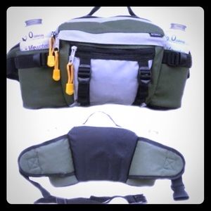 Everest Dual Squeeze Hip Pack